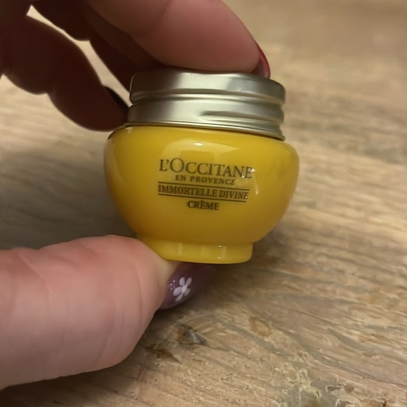 3 L’Occitane en Provence Sample Size Jars Divine Cream - Precious Cream - Gel - Picture 3 of 9